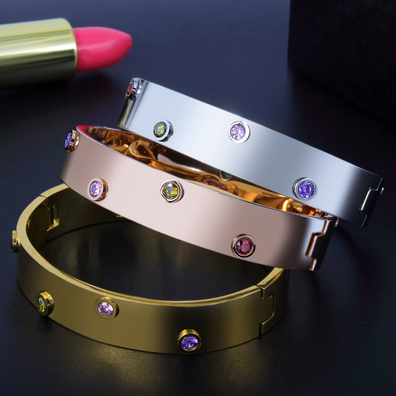 Bracelets 113023Nj