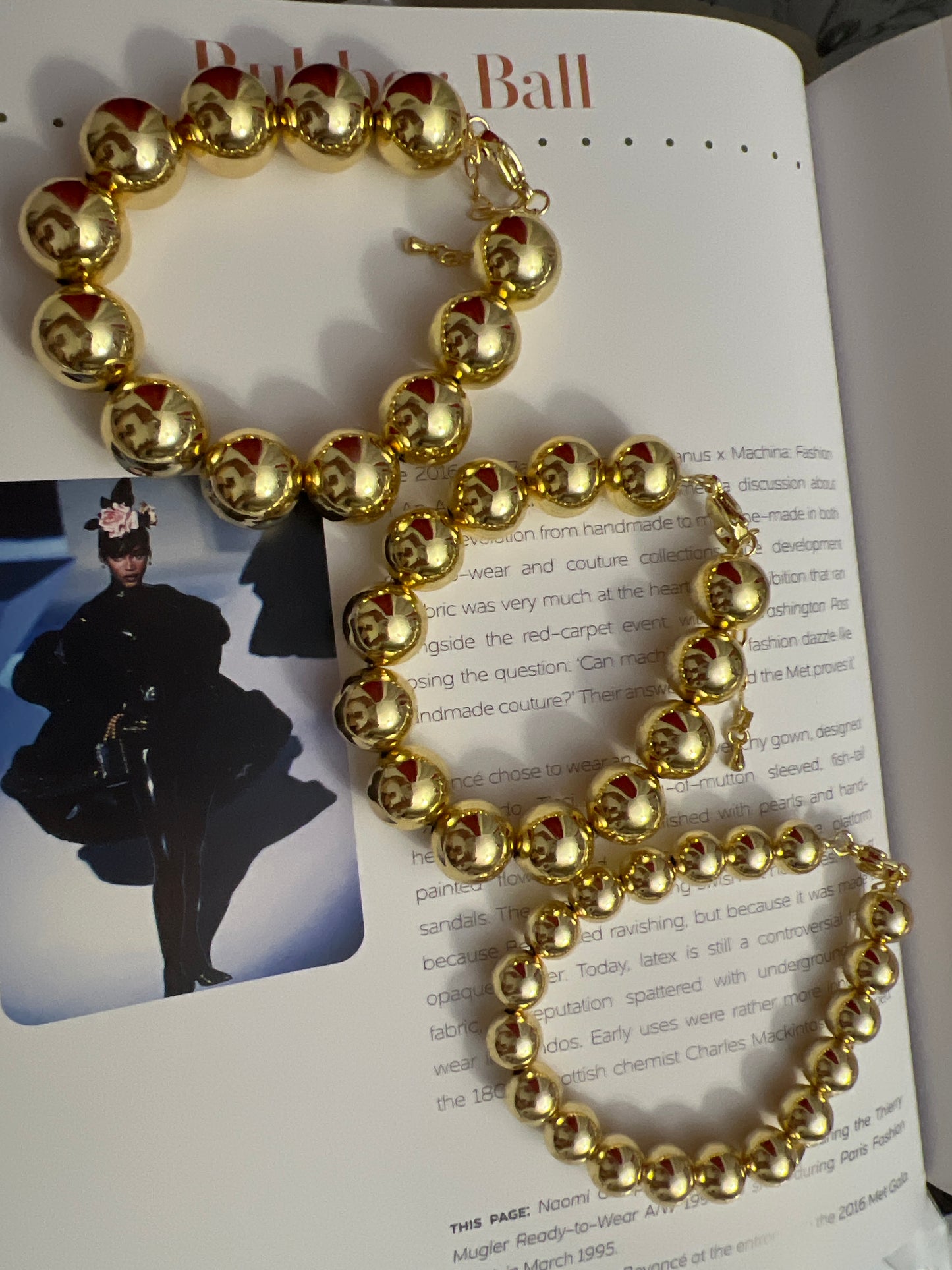 Sphere bracelet