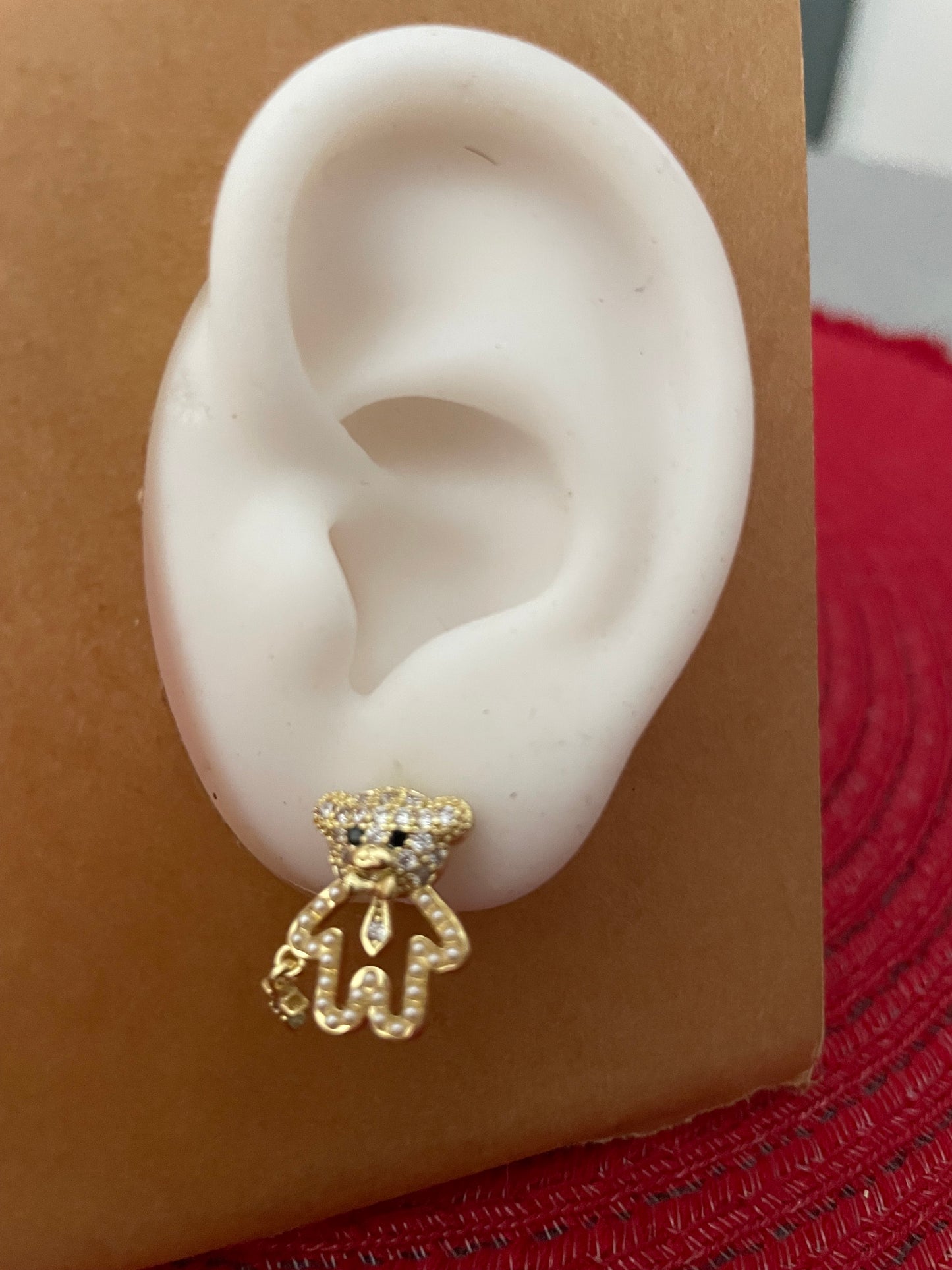 Bear lampshade with pearls