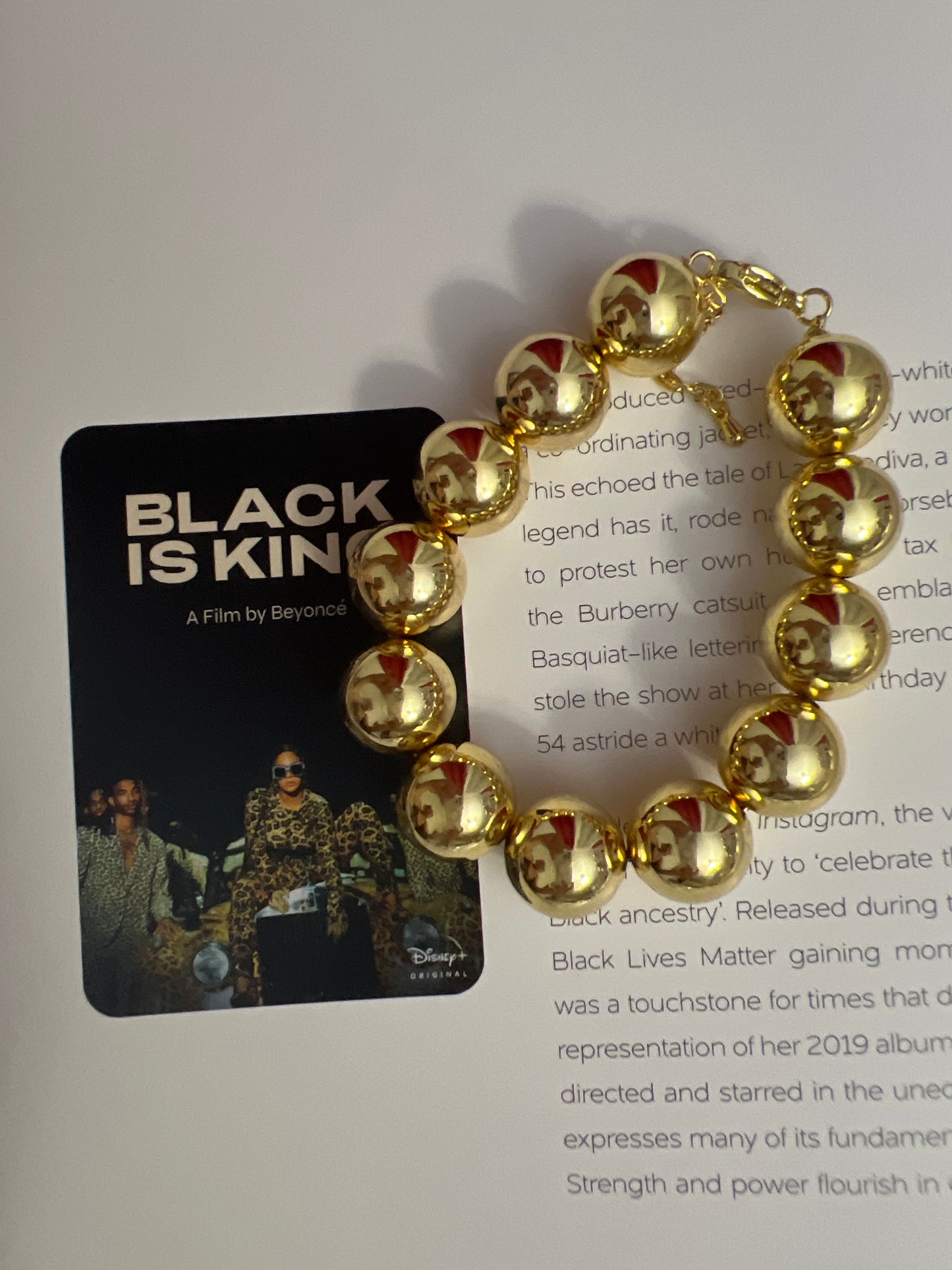 Sphere bracelet