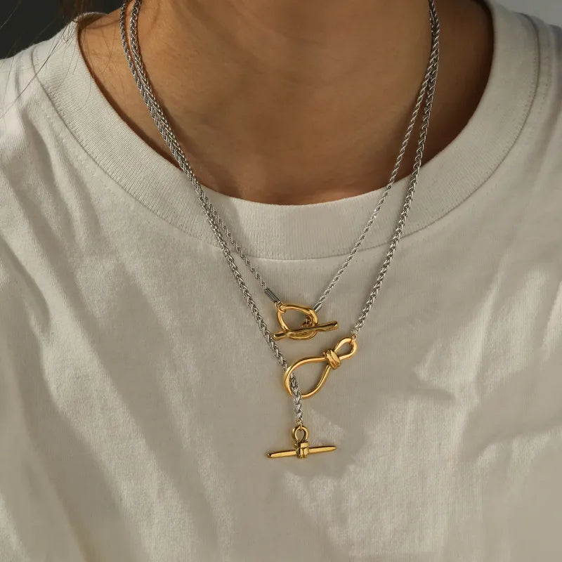 Collar Geométrico Circón
