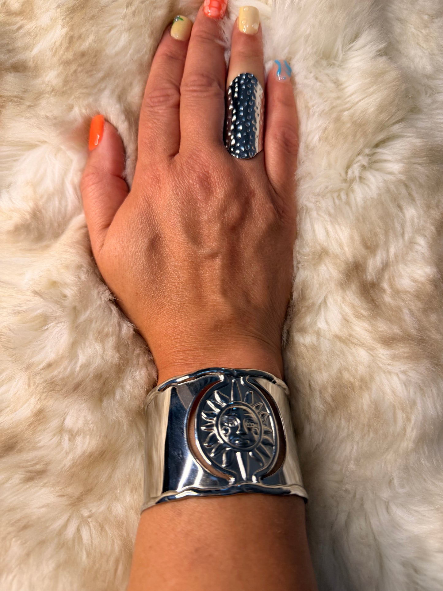 Sun bangle