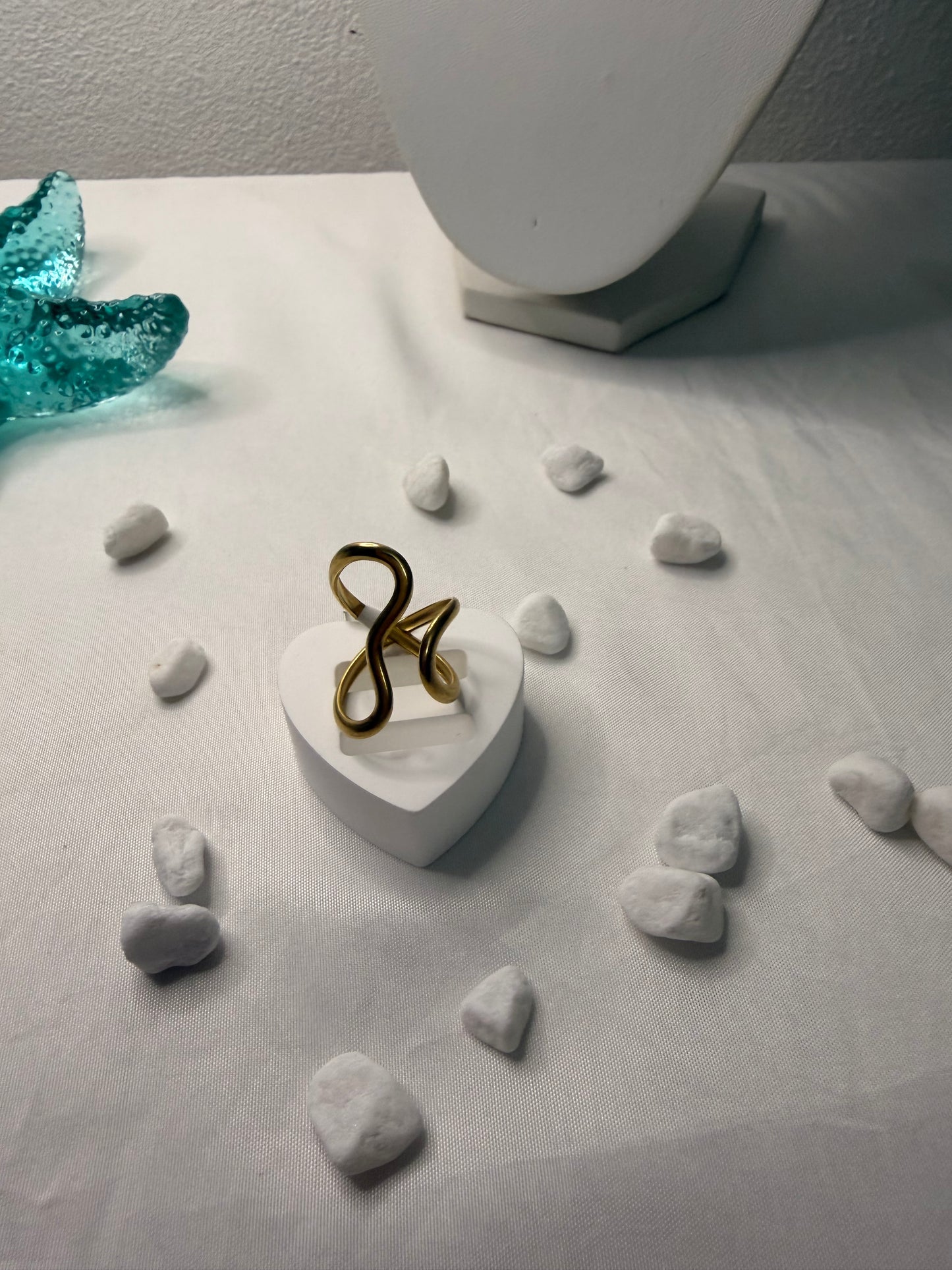 Yin Ring