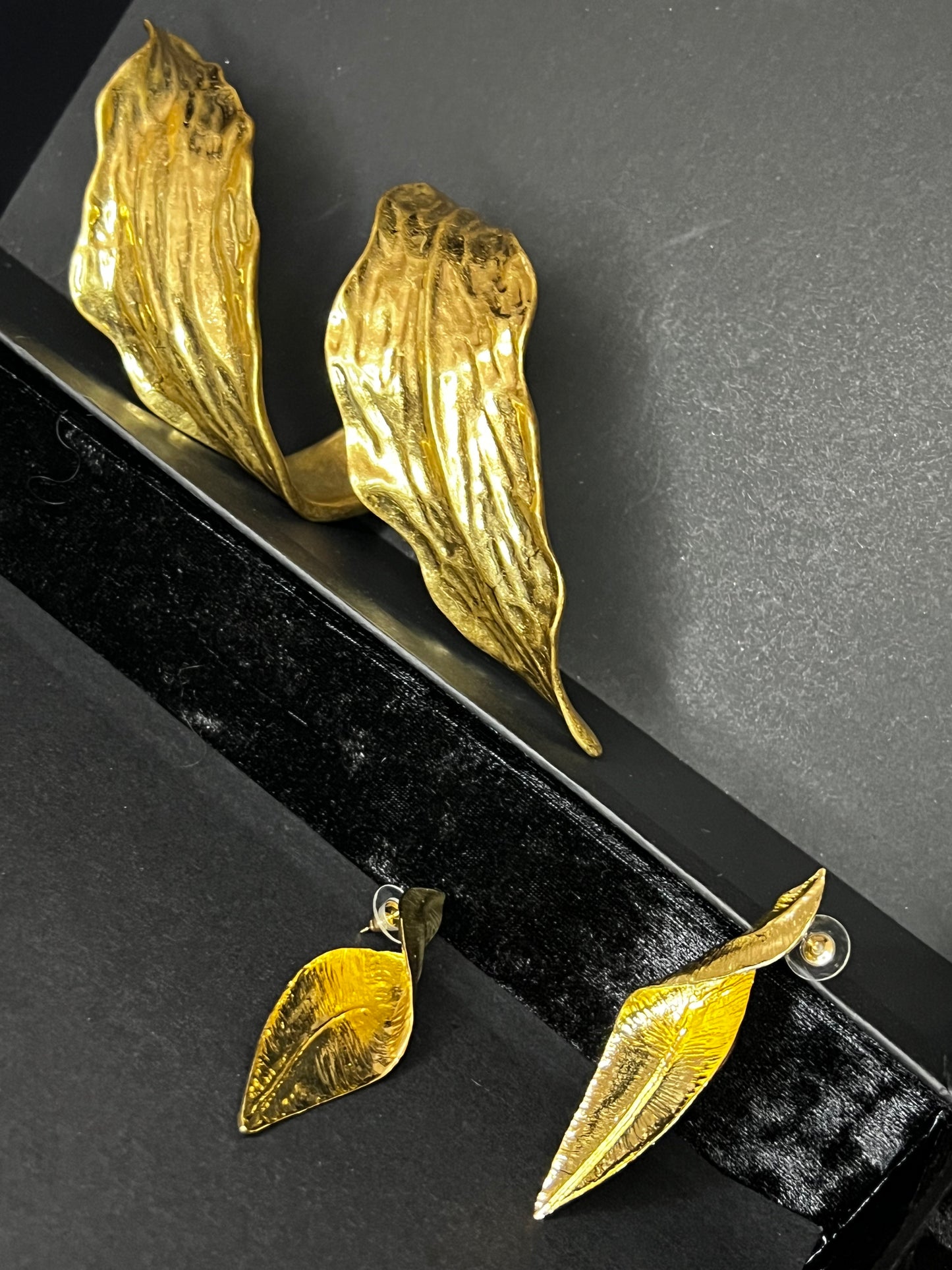 Pendientes de hojas