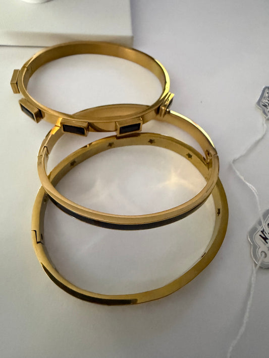 Black Bangle