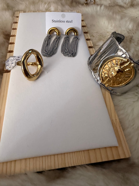 Circular Ring L