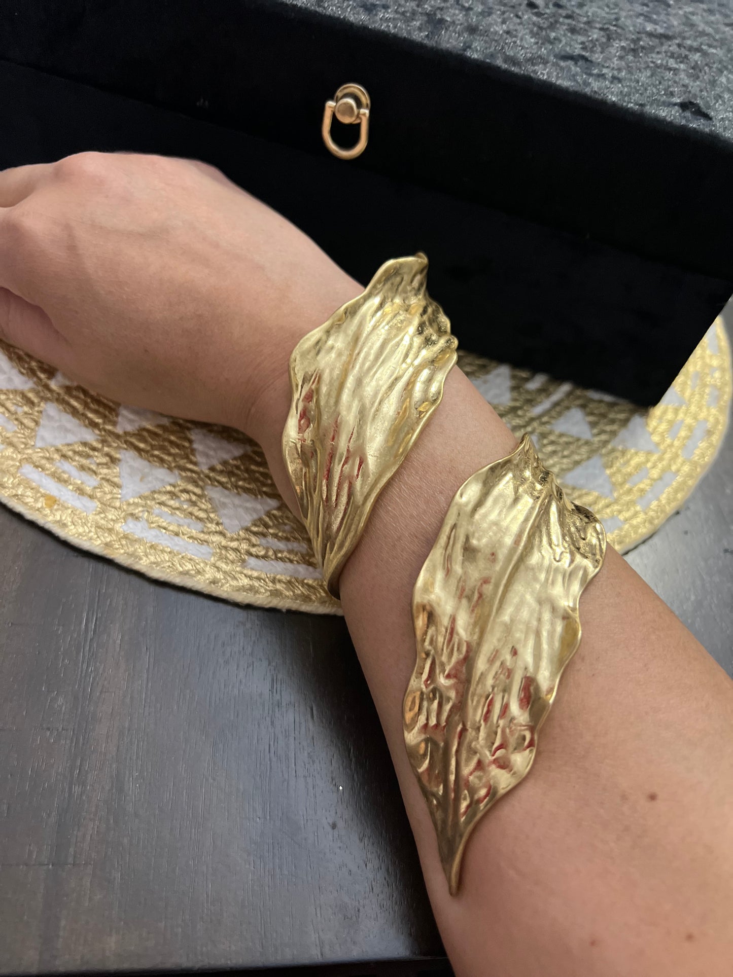 Brazalete de hoja